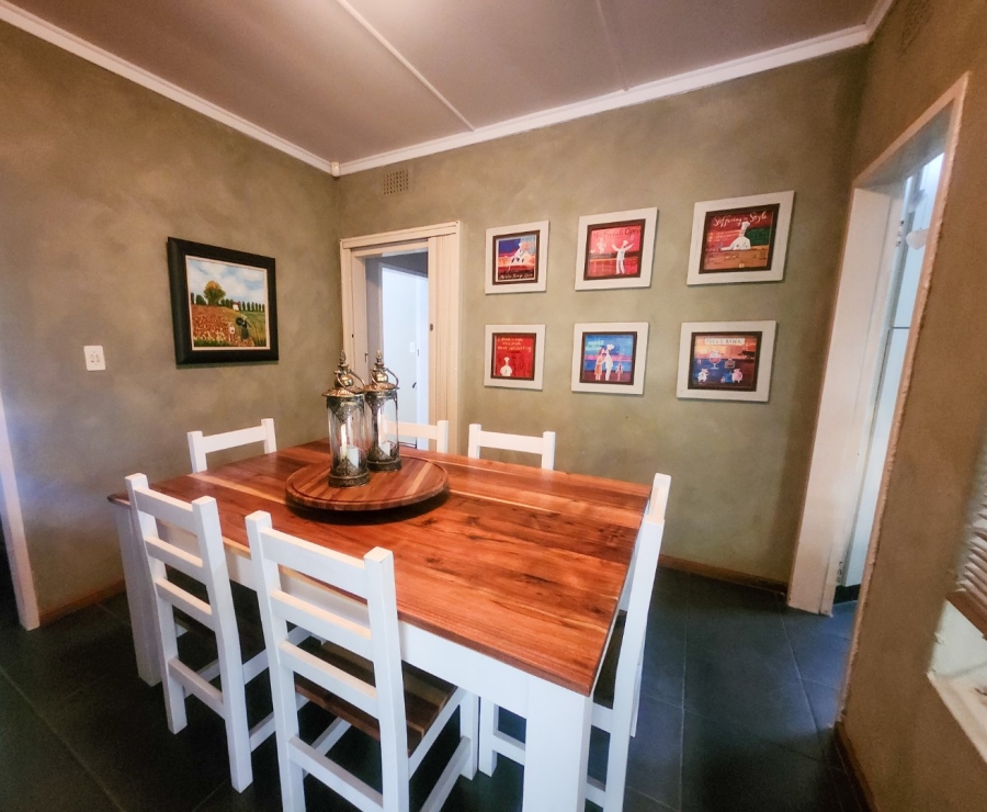 4 Bedroom Property for Sale in Flamwood North West